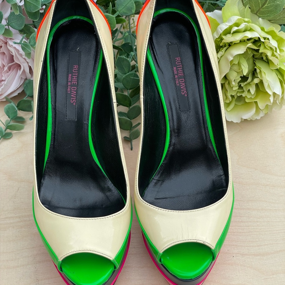 Gorgeous Summer Heels 👠 - Picture 4 of 8